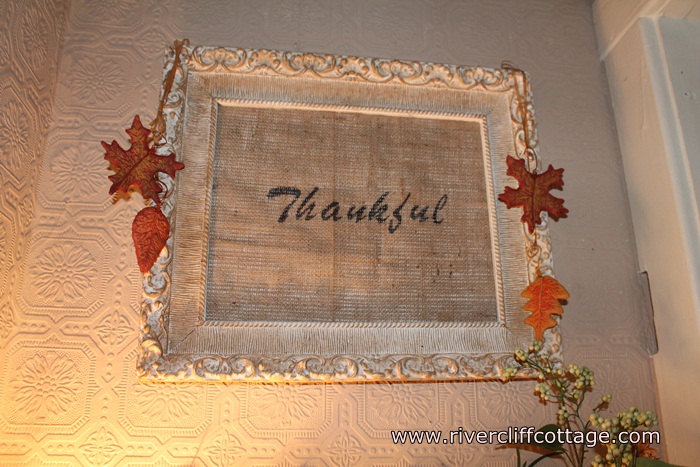 Sparrow's Nest Thankful Picture