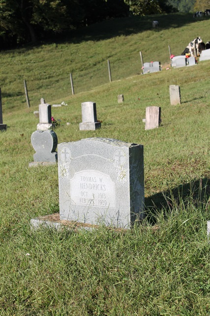 tom Hendrick's Grave